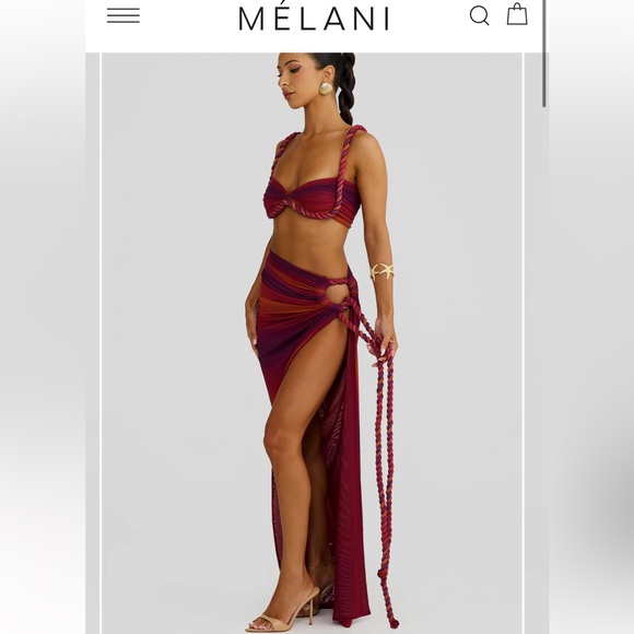 Vibrant Twist Bikini Coverup Matching Set - Top & Bottom Skirt - Picture 2 of 3